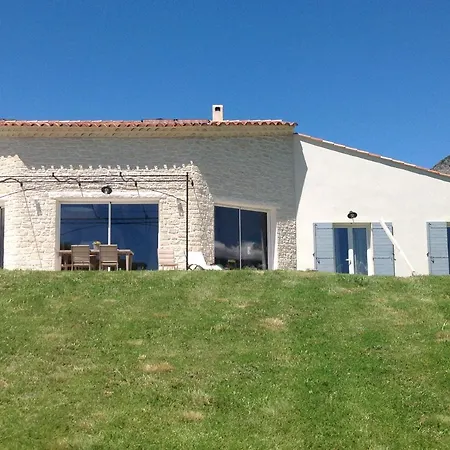 Le Champ De Coucou